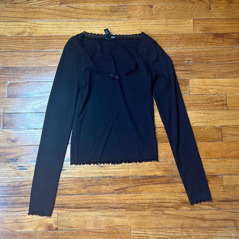 FOREVER 21 Long Sleeve Shirt